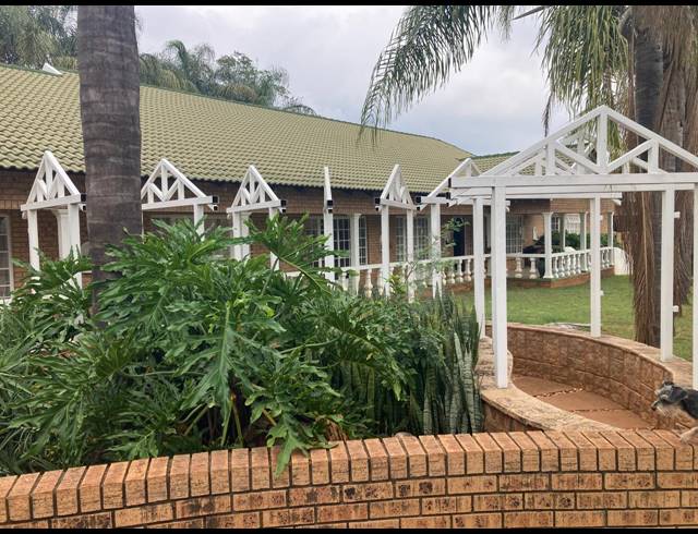 5 BEDROOM HOUSE FOR SALE IN CASHAN